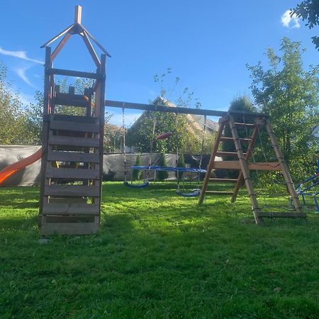 Domki Caloroczne - U Ptaka - Milkow Buitenkant foto